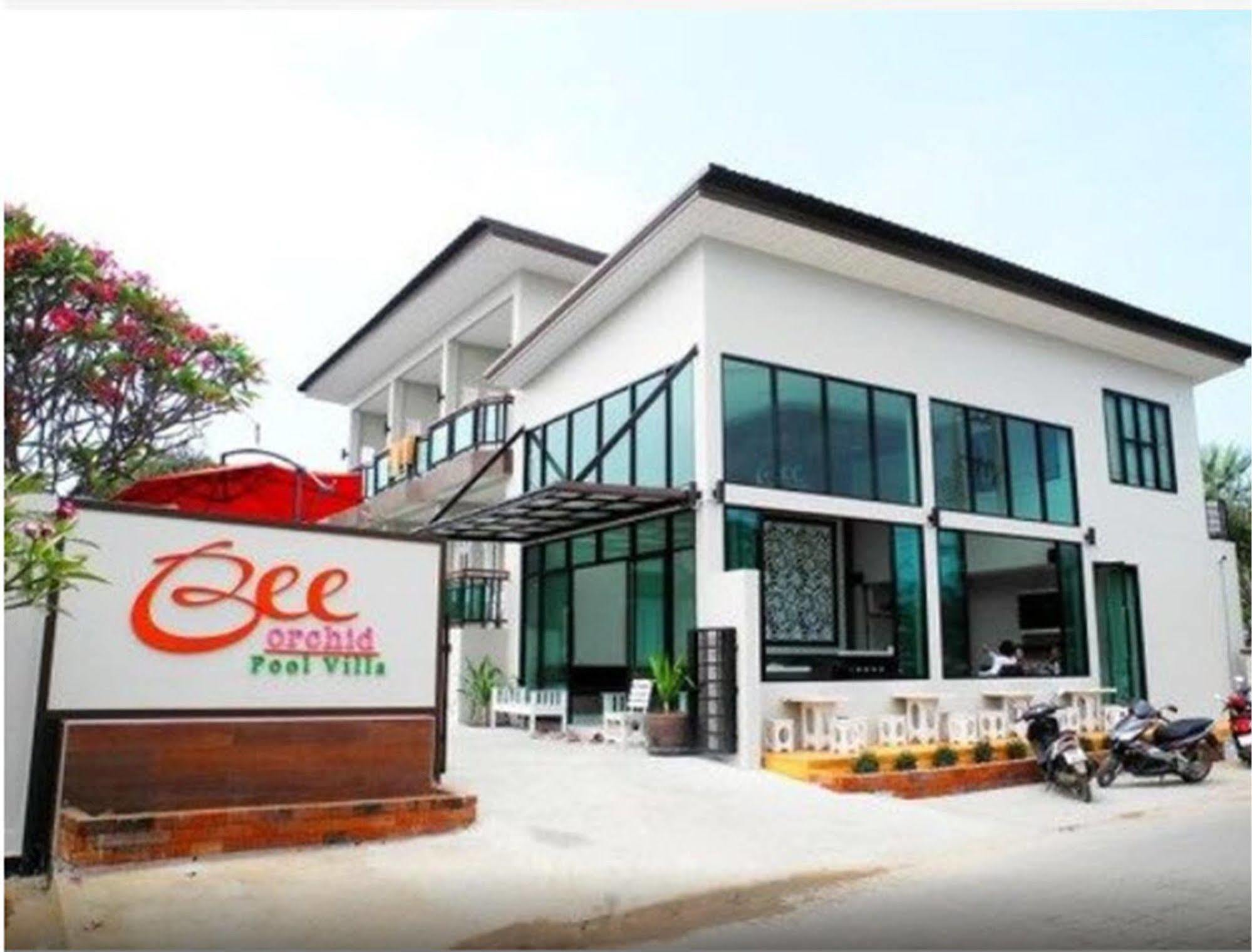 Bee Orchid Pool Villa Pattaya Exterior photo